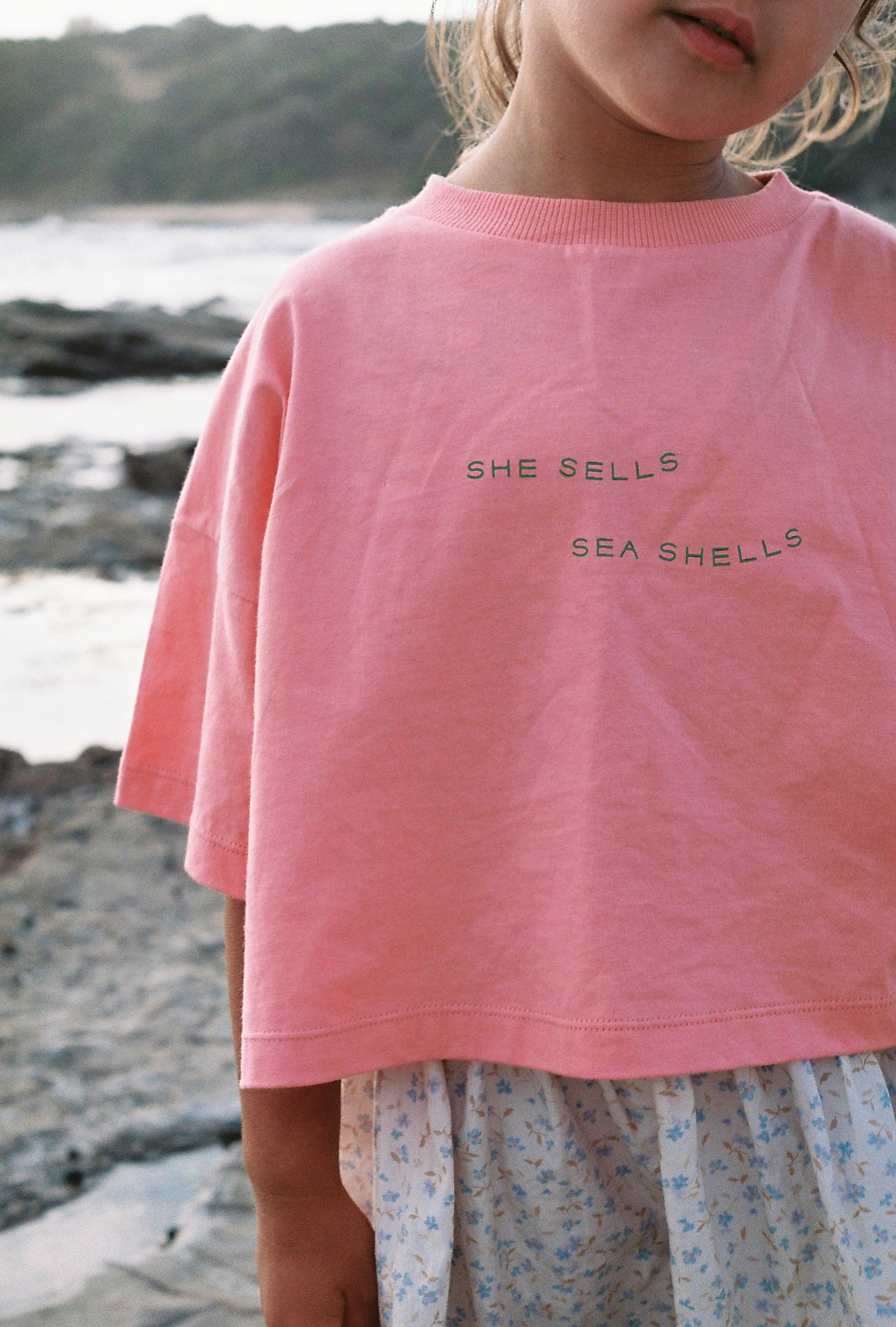 Sea Shells Crop Tee | Peony