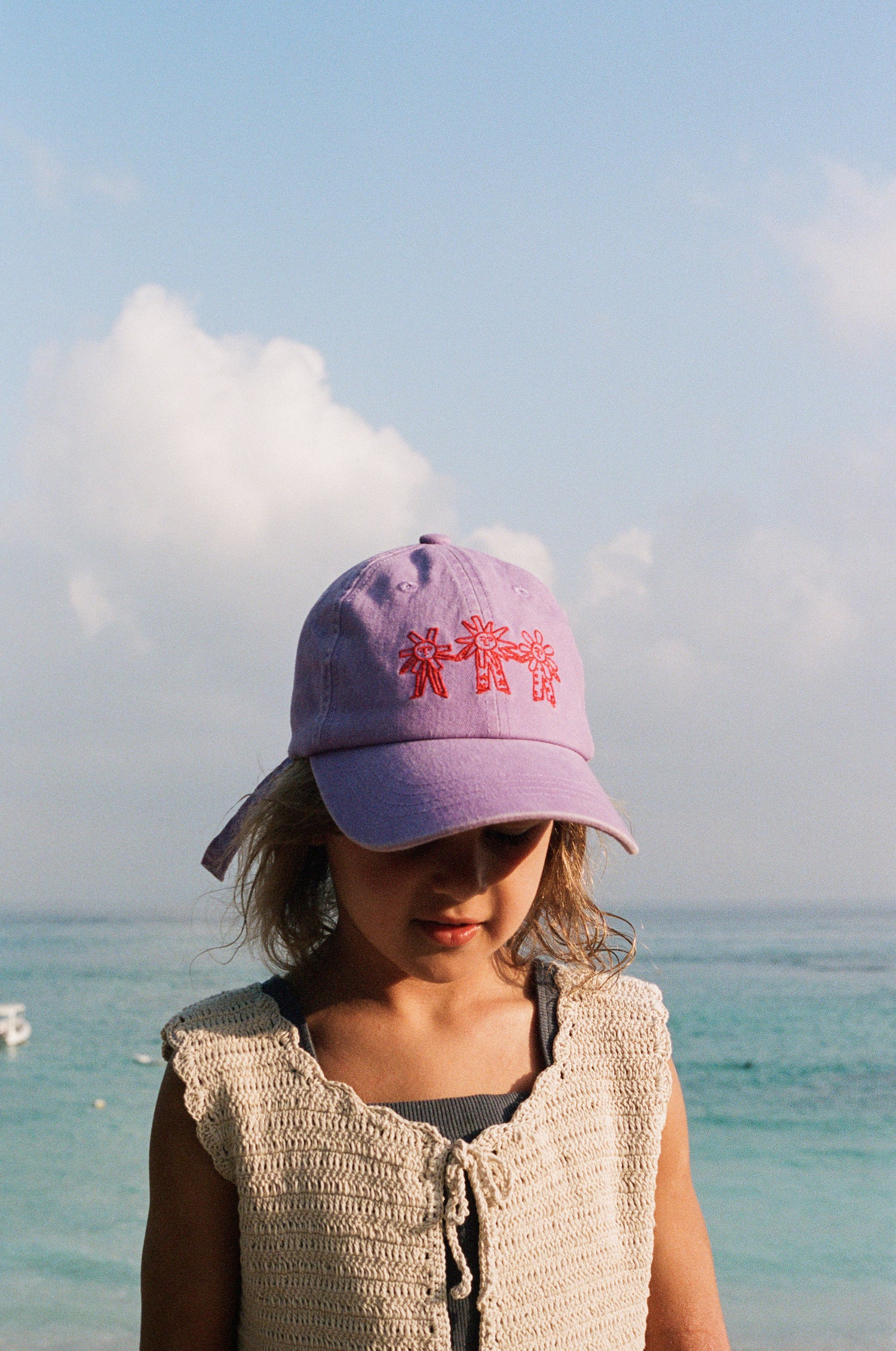 Dancing Flowers Cap | Grape
